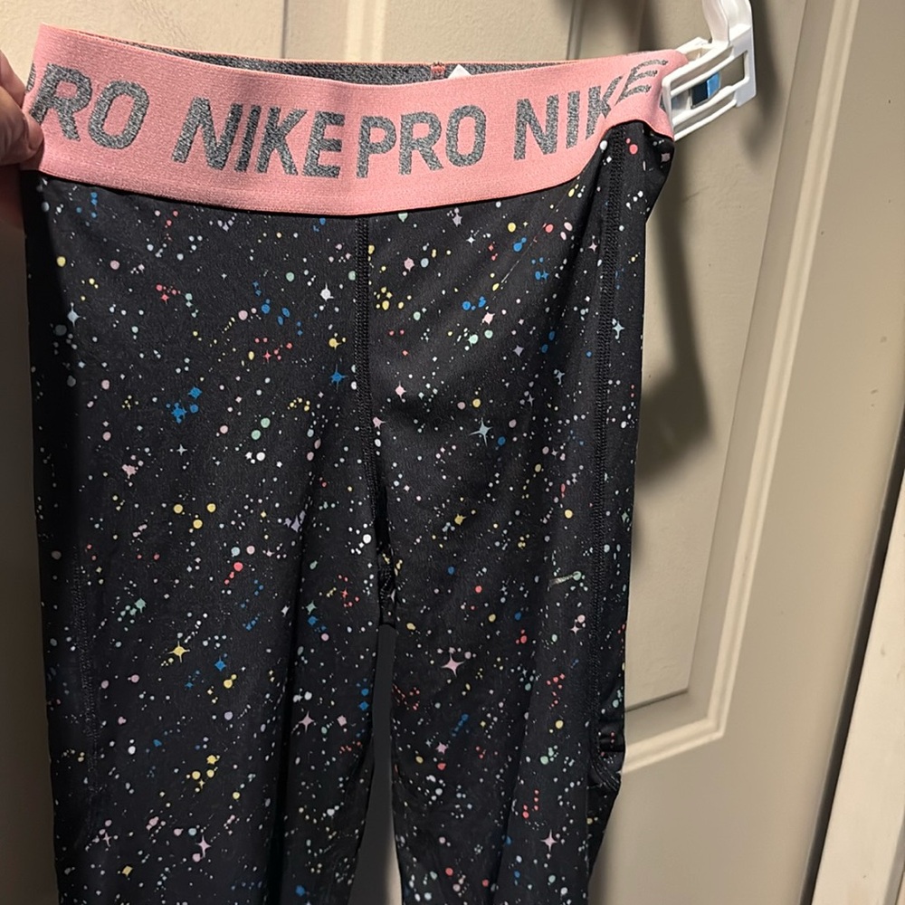 Girls Nike Pro Hi waist Leggings Sz L** BOGO NIKE PRO  BIKE SHORTS SZ L